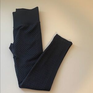 Stylish Navy & Black Houndstooth Textured Leggings